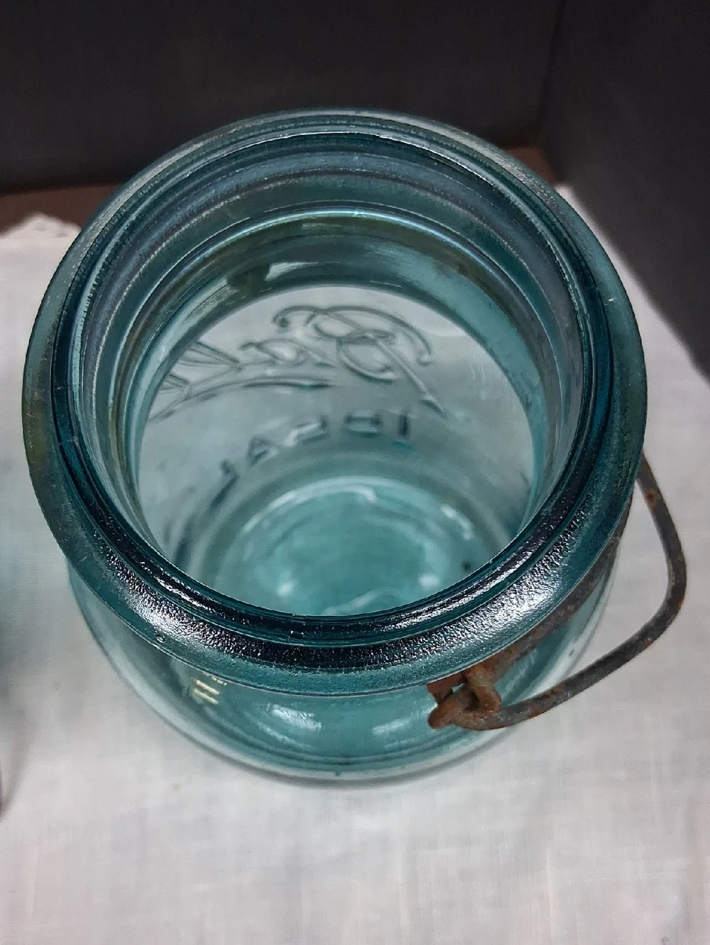 (A)Vintage‎ Ball Ideal aqua blue glass canning jars with wire bail closures(3)